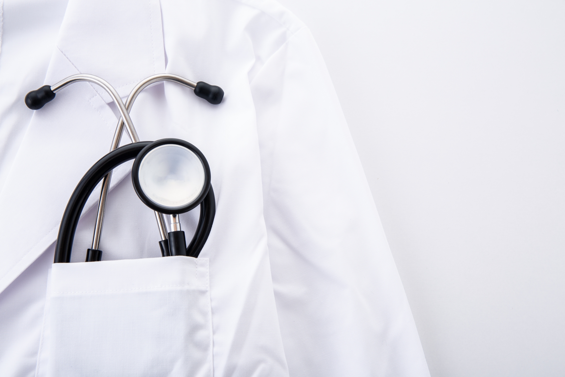 なぜ、医療機関に高度な認証が必要なのか？